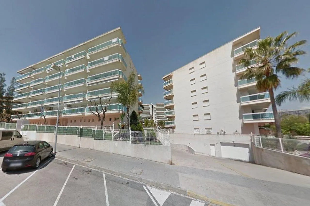 Rentalmar Ventura And Village Park Families Only 萨洛